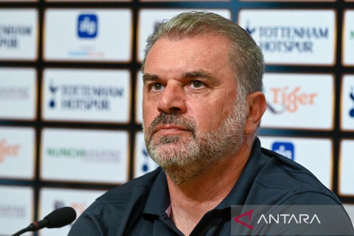 "Postecoglou Akui Perbedaan Jarak Skuad Antara Tottenham dan Liverpool: Fakta Menarik yang Harus Diketahui"