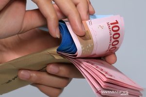 “Ini Dia Tips Praktis untuk Membedakan Uang Asli dan Palsu dengan Cepat!”