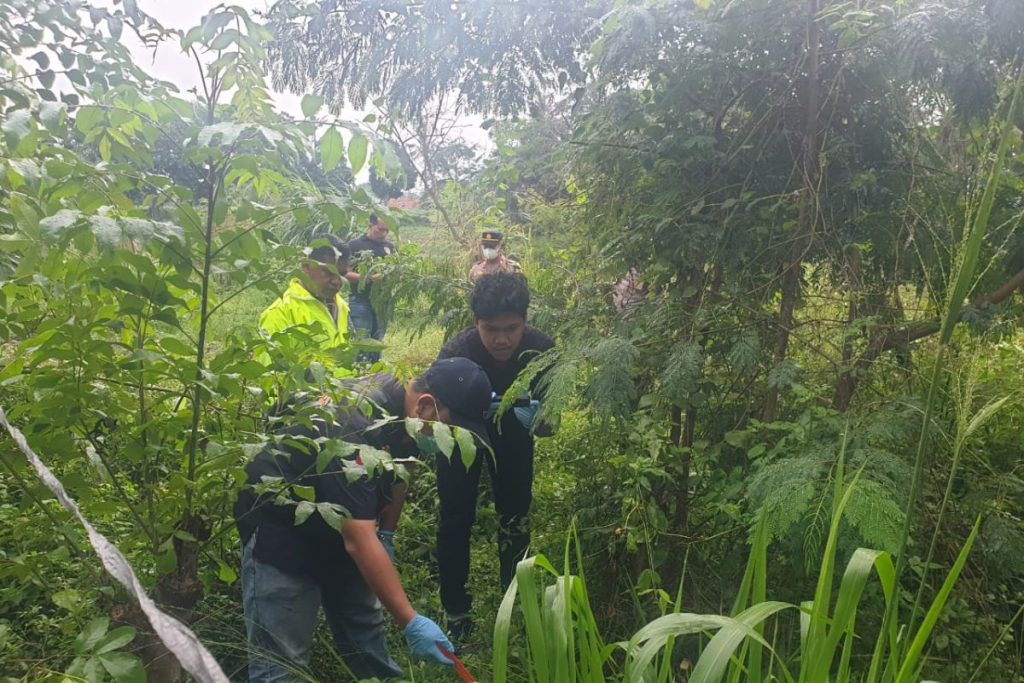 Wanita Dalam Keadaan Terlentang Ditemukan di Daerah Tangerang