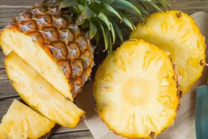 Nanas Muda Si Buah Ajaib yang Bisa Menyehatkan Tubuh Wanita dan Menghindarkan dari Gangguan Kehamilan