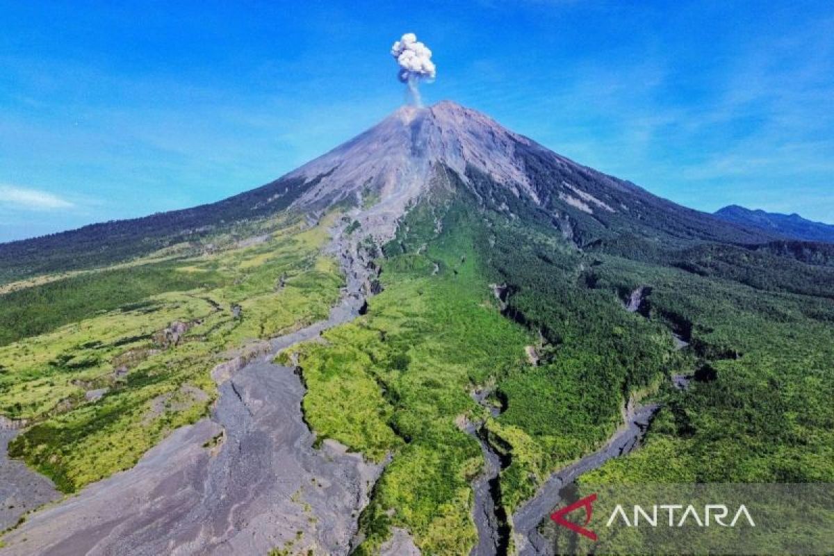 "Kamu Harus Tahu, Ini Bedanya Gempa Vulkanik dan Gempa Tektonik!"