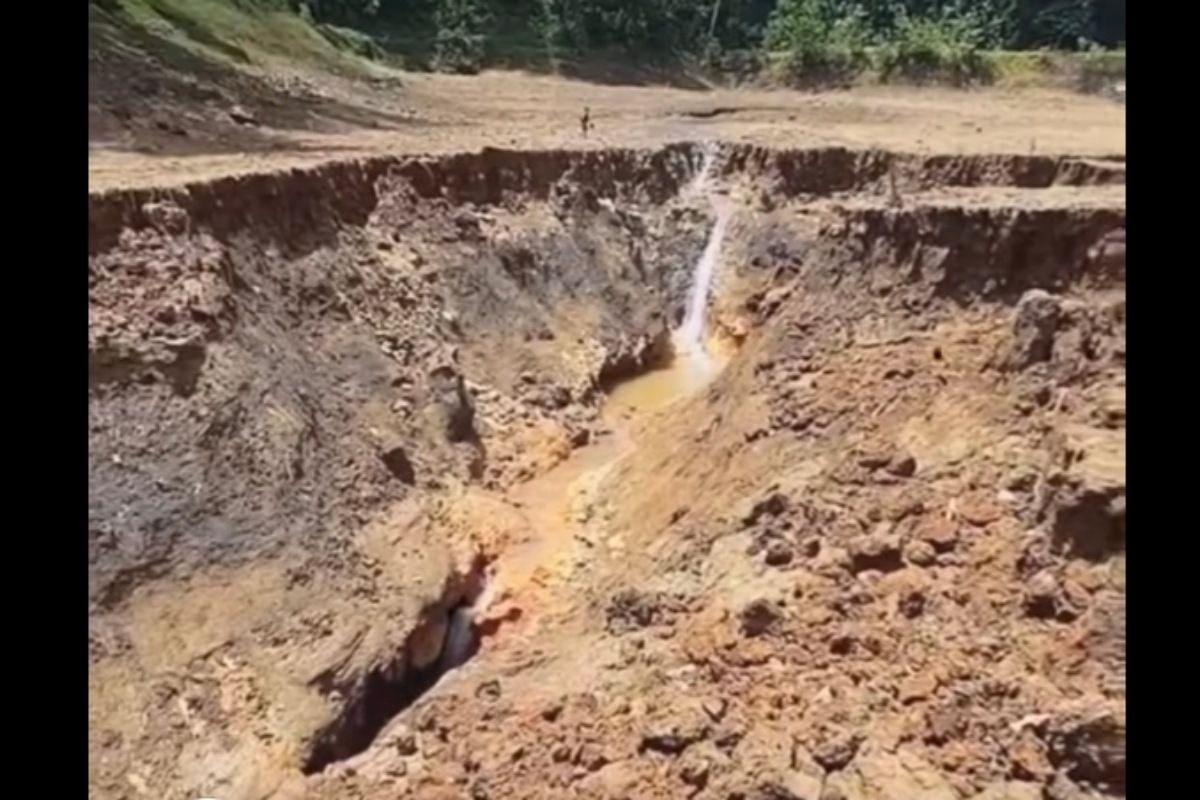 Sinkhole, Mengapa Banyak Orang Tertarik Padanya? Ini Penyebab dan Solusinya
