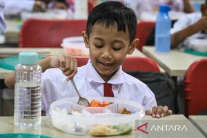 “Rahasia Sukses Orangtua dalam Membiasakan Anak Memilih Makanan Sehat”
