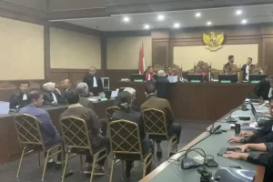Harvey Moeis Direktur PT RBT Dituntut 8 Tahun Penjara karena Kerjasama dengan PT Timah dalam Produksi Boneka