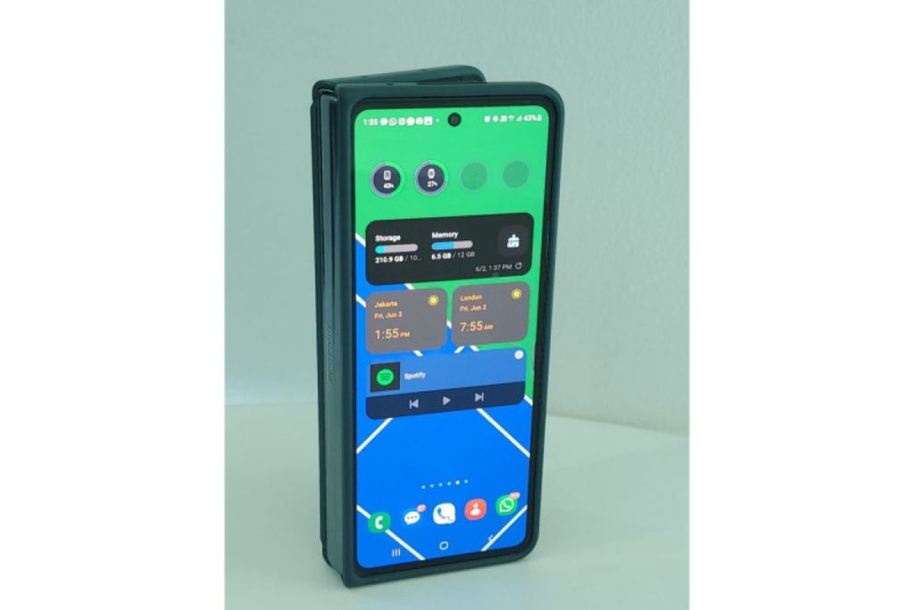 Samsung Berhenti Mengunduh Edge Panels di Pembaruan One UI 7.0, Pengguna Tidak Bisa Lagi Menikmati Fitur Tersebut