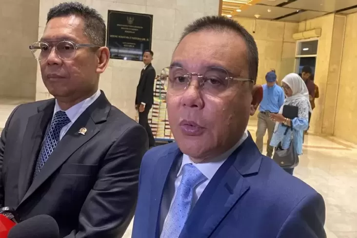 "Ketua DPR Minta Menteri ATR untuk Membatalkan Sertifikat Bangunan di Wilayah Pagar Laut"