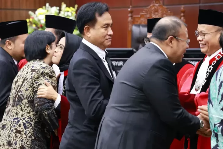 Tidak Ada Lagi Dominasi Koalisi Partai di Pemilihan Presiden, Menko Yusril Ingatkan Pentingnya Putusan MK terkait PT

Menko Yusril: Putusan MK terkait PT Perlu Diperhatikan agar Tidak Terjadi Dominasi Koalisi Partai di Pemilihan Presiden

Menko Yusril Ingatkan Pentingnya Putusan MK terkait PT agar Tidak Ada Lagi Dominasi Koalisi Partai di Pemilihan Presiden