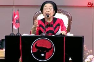 Tertawa di Depan Ratusan Pendukung, Megawati Ungkap Ada Calon Penerusnya di Kursi Ketum PDIP