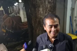 Elite PDIP Malam-malam Berziarah ke Rumah Megawati, Ada Apa?