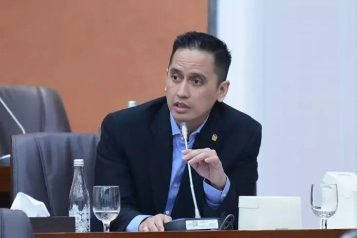 BUMN Siap Bersaing di Pasar Global Setelah RUU BUMN Disetujui oleh Firnando Ganinduto
