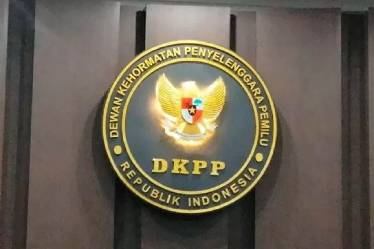 “Ini Alasan DKPP Pecat 4 Komisioner KPU Banjarbaru, Surat Suara Lama Jadi Penyebabnya!”