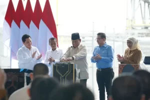“Sambut Kedatangan Pabrik Emas Freeport di Gresik, Prabowo: Kita Berharap Tak Hanya Menjual Bahan Baku”