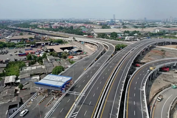 "Diskon Besar Menanti! Rute Tol Cibitung-Cilincing Siap Membuat Anda Terkesima!"