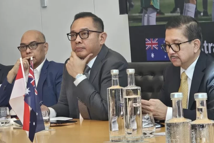 "Menjalin Kerjasama Investasi dengan Investor Australia, Wamen Todotua Tawarkan Peluang di Sektor Hilirisasi"