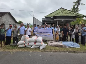 Rabu Biru Indonesia Kerja Sama dengan Bulog untuk Membeli Gabah dari Petani Sleman