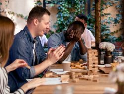 10 Kafe Game Terbaik di Jakarta: Nongkrong Seru untuk Bermain, Makan, dan Kumpul Bersama Teman