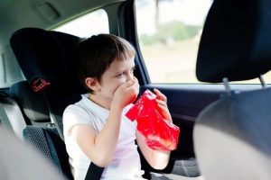 Sakit Pusing dan Mual Saat Jalan-jalan? Ini Penjelasan Motion Sickness