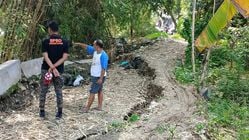 Tanggul Sungai Lusi Purwodadi Kembali Retak, Ancaman Longsor Mengancam Warga