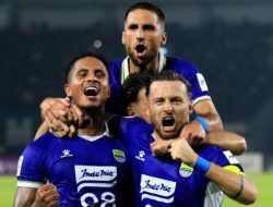 Julio Cesar Yakin Persib Bandung Kalahkan Bintang Brasil Ratchaburi FC