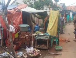 Lansia Subang Dibangunkan Rumah Usai Tinggal di Tenda 2 Bulan