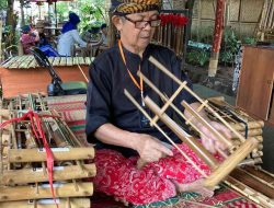 Mengunjungi Saung Udjo, Menikmati Nyanyian Angklung