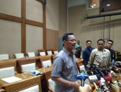 Nasib Dede: 10 Tahun Bersihkan Saluran Tanpa Gaji di Bogor, Lindungi Warga dari Banjir