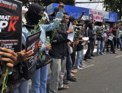 Banyak yang Menolak Pernyataan Jokowi soal Revisi UU KPK 2019