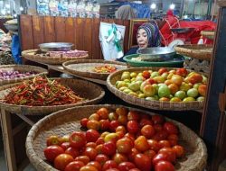 Harga bahan pokok di Pasar Sentral Kota Gorontalo tetap stabil menjelang Ramadan