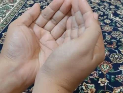 Doa Akhir Syaban 2026: Allahumma Bariklana, Arti Lengkap