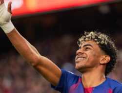 Kado Spesial Laga ke-100 Barcelona, Rekor Mengagumkan Hansi Flick di Sejarah El Barca