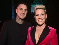 Pink dan Carey Hart Bantah Isu Perceraian, Hanya Hoaks