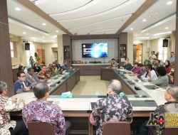 Unpad Minta Presiden Evaluasi Anggota Board of Peace dan Perjanjian Dagang dengan AS