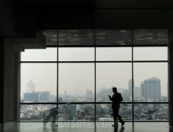 Jurus Pakuwon (PWON) Hadapi Tantangan Bisnis Perkantoran